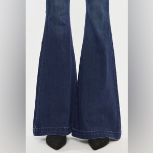 Kancan Elowen Mid Rise Super Flare Dark Wash Jeans Size 3 - Picture 5 of 15
